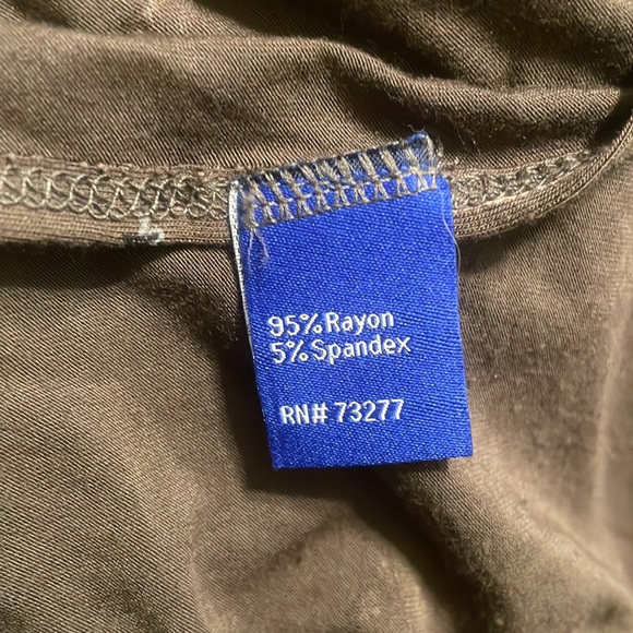 COPY - Apt. 9 Green Top - Picture 4 of 4